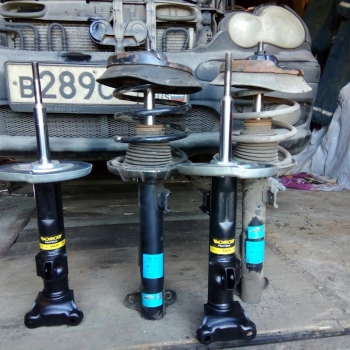    Mercedes-Benz A- -      | 