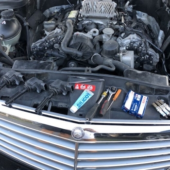    Mercedes-Benz V- -      | 